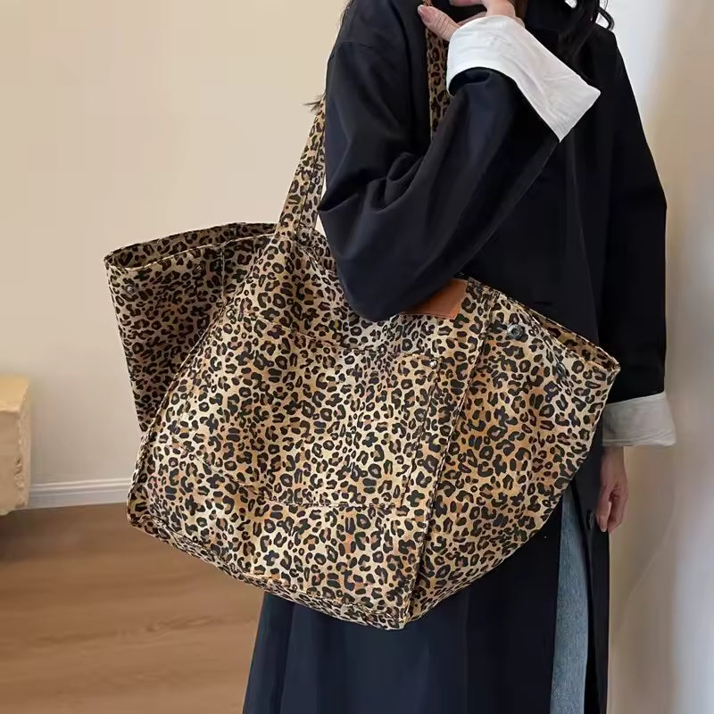 Bolso de lona retro con estampado de leopardo
